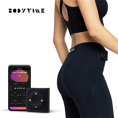 Electronic muscle stimulator traning suit leggings with hardware
